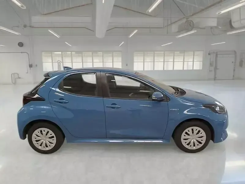 Usata Toyota Yaris Business Edition 92 CV (67 kW) 2021 Utilitaria