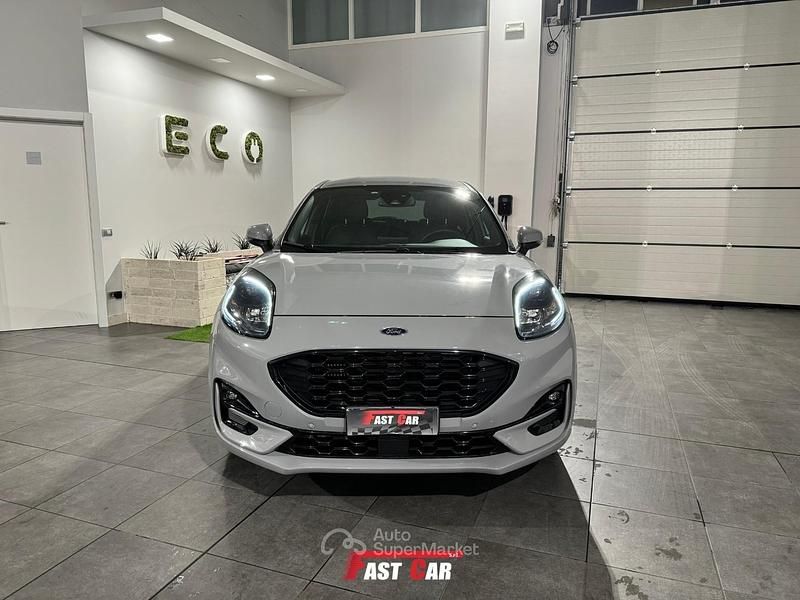 Usata Ford Puma ST-Line 124 CV (91 kW) 2020 Grigio SUV