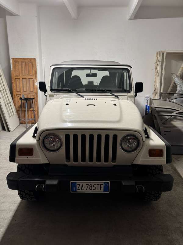 Usata 1998 Jeep Wrangler SUV | 16.500 € (Super prezzo) - Immagine 1/4