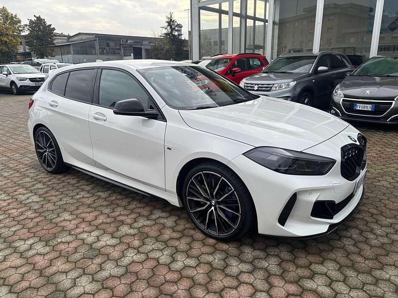 Usata BMW M135 320 CV (235 kW) 2022 Bianco Utilitaria