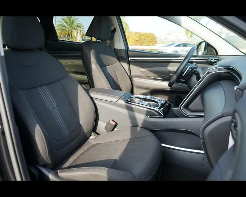 Usata Hyundai Tucson 230 CV (169 kW) 2022 Argento SUV