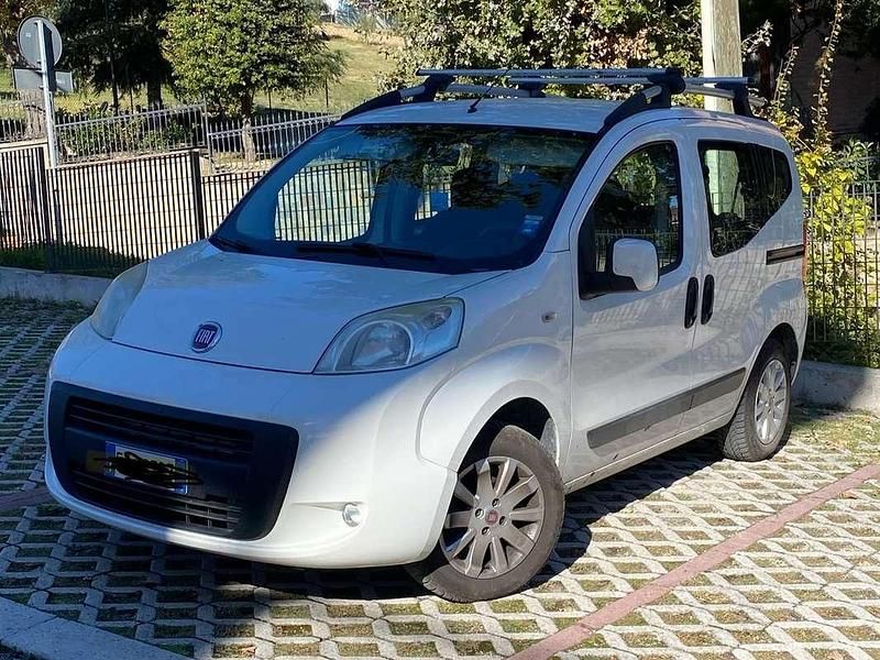 Usata Fiat Qubo Dynamic 69 CV (50 kW) 2014 Bianco Monovolume