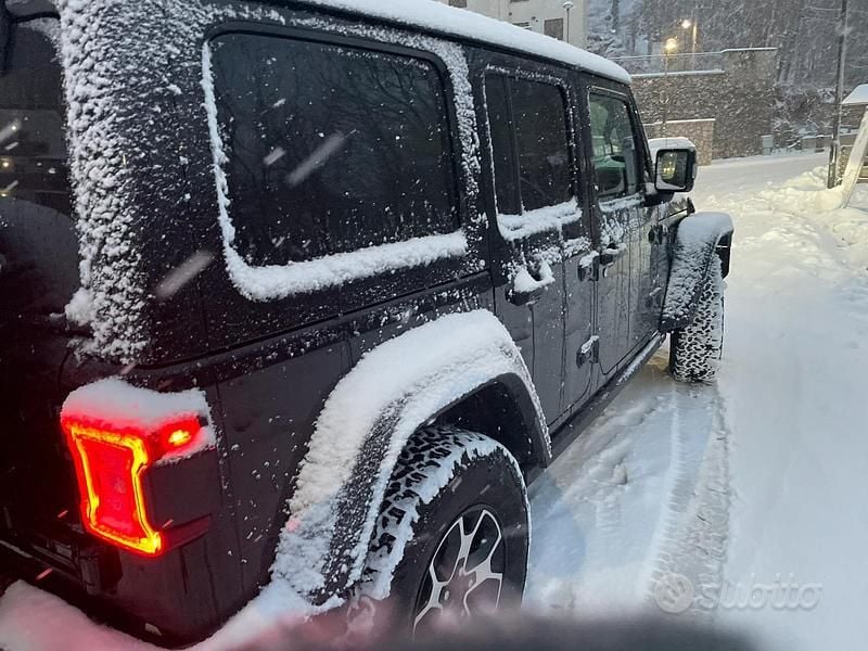 Usata Jeep Wrangler Rubicon 272 CV (200 kW) 2022 Nero SUV