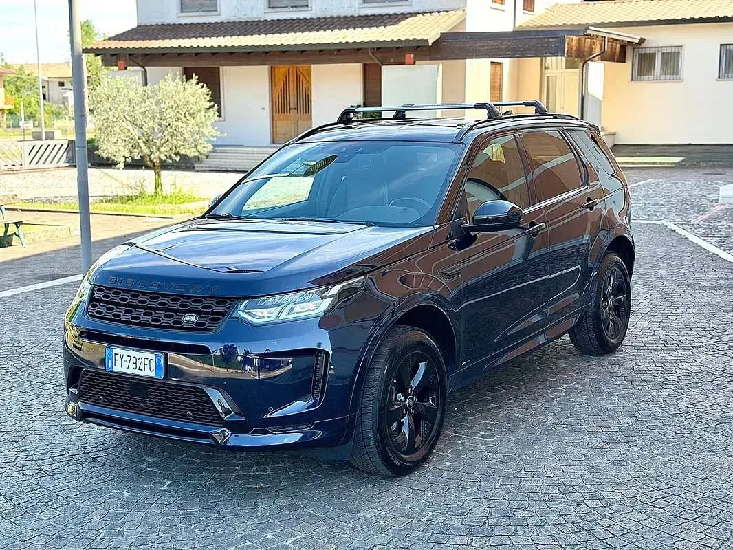 Usata Land Rover Discovery 5 HSE Dynamic 179 CV (131 kW) 2019 Blu/azzurro SUV