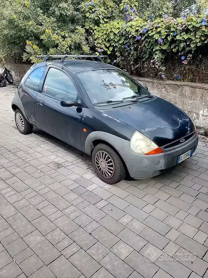 Usata Ford Ka 60 CV (44 kW) 2000 Blu Utilitaria