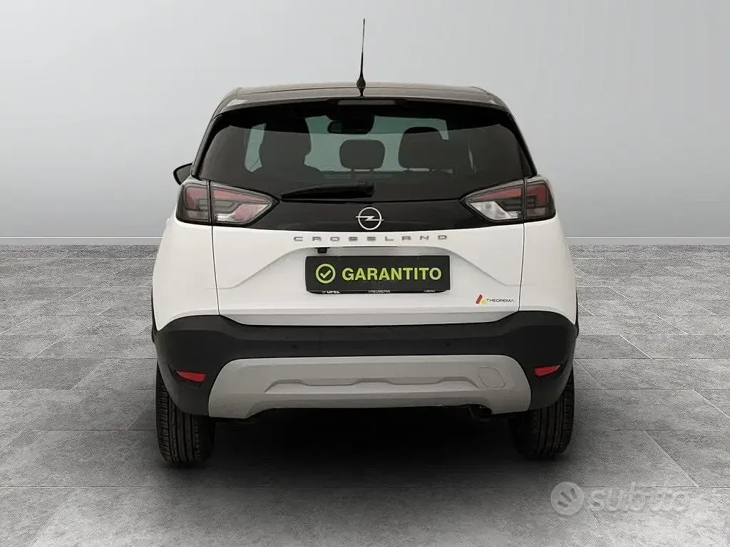 Usata Opel Crossland Design Edition 83 CV (61 kW) 2022 Bianco SUV