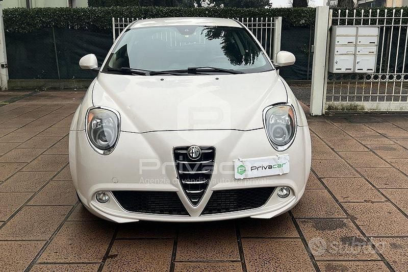 Usata Alfa Romeo MiTo Distinctive 140 CV (102 kW) 2014 Bianco Utilitaria