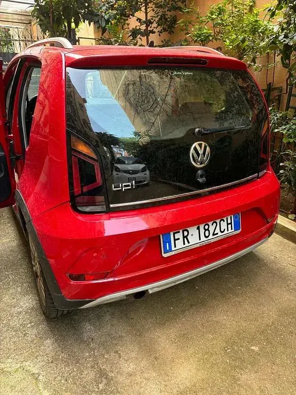 Usata VW up! 75 CV (55 kW) 2018 Rosso Utilitaria