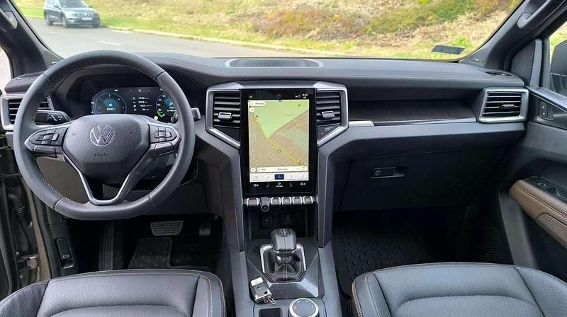 Nuova VW Amarok 241 CV (177 kW) 2025 Bronzo Pick-up