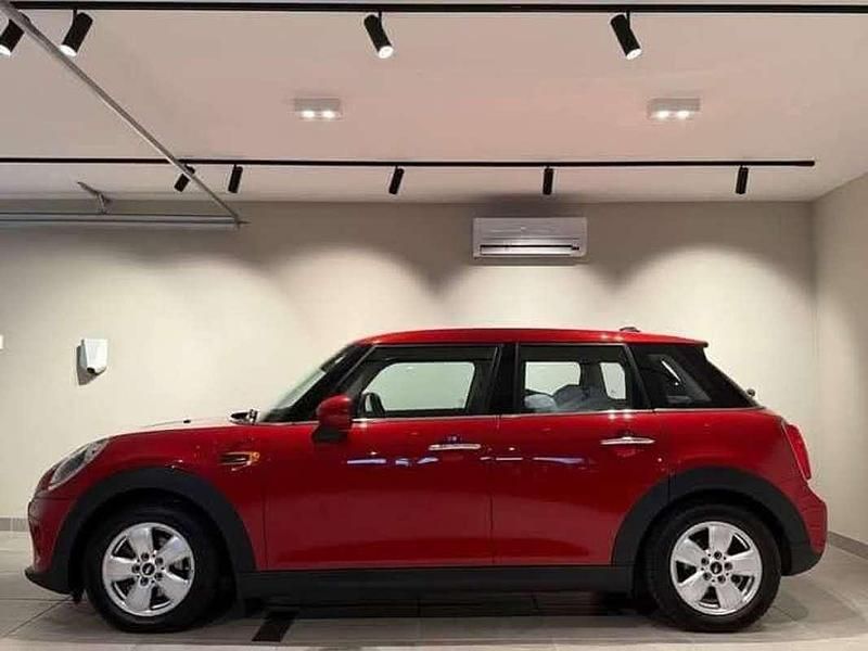 Usata Mini ONE Seven 90 CV (66 kW) 2006 Rosso Utilitaria