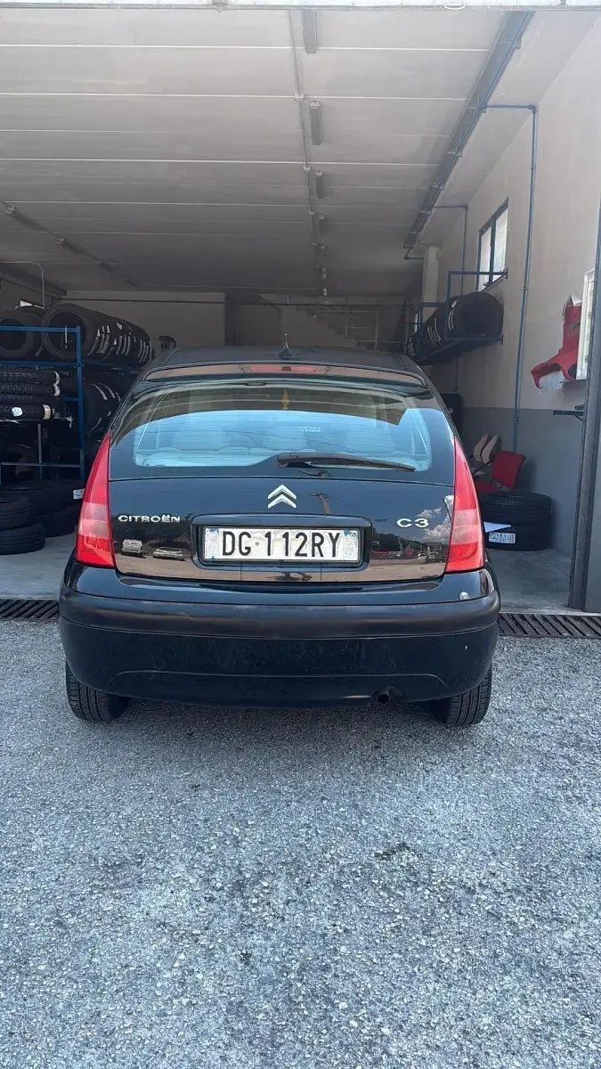 Usata Citroën C3 Elegance 73 CV (53 kW) 2007 Nero Berlina