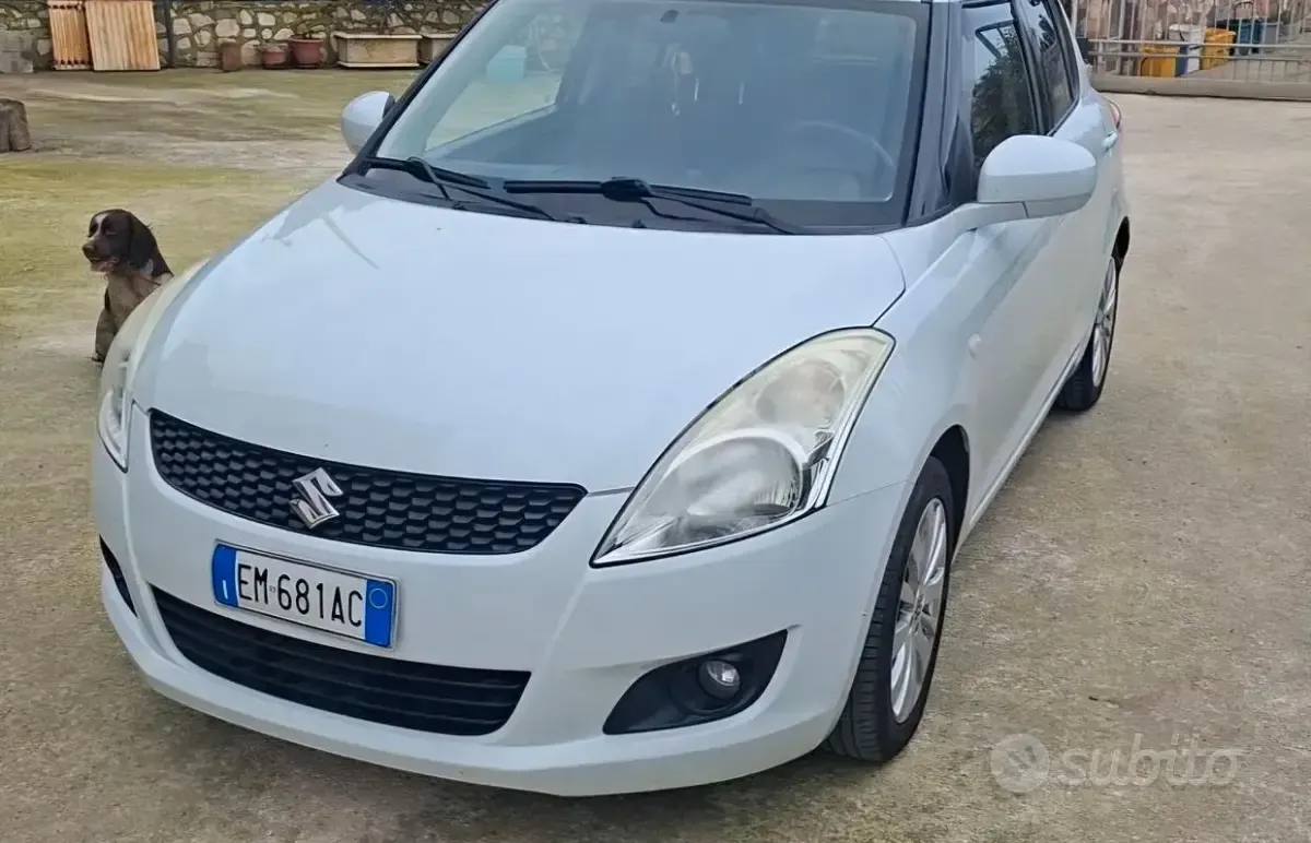 Usata Suzuki Swift 75 CV (55 kW) 2012 Bianco Utilitaria