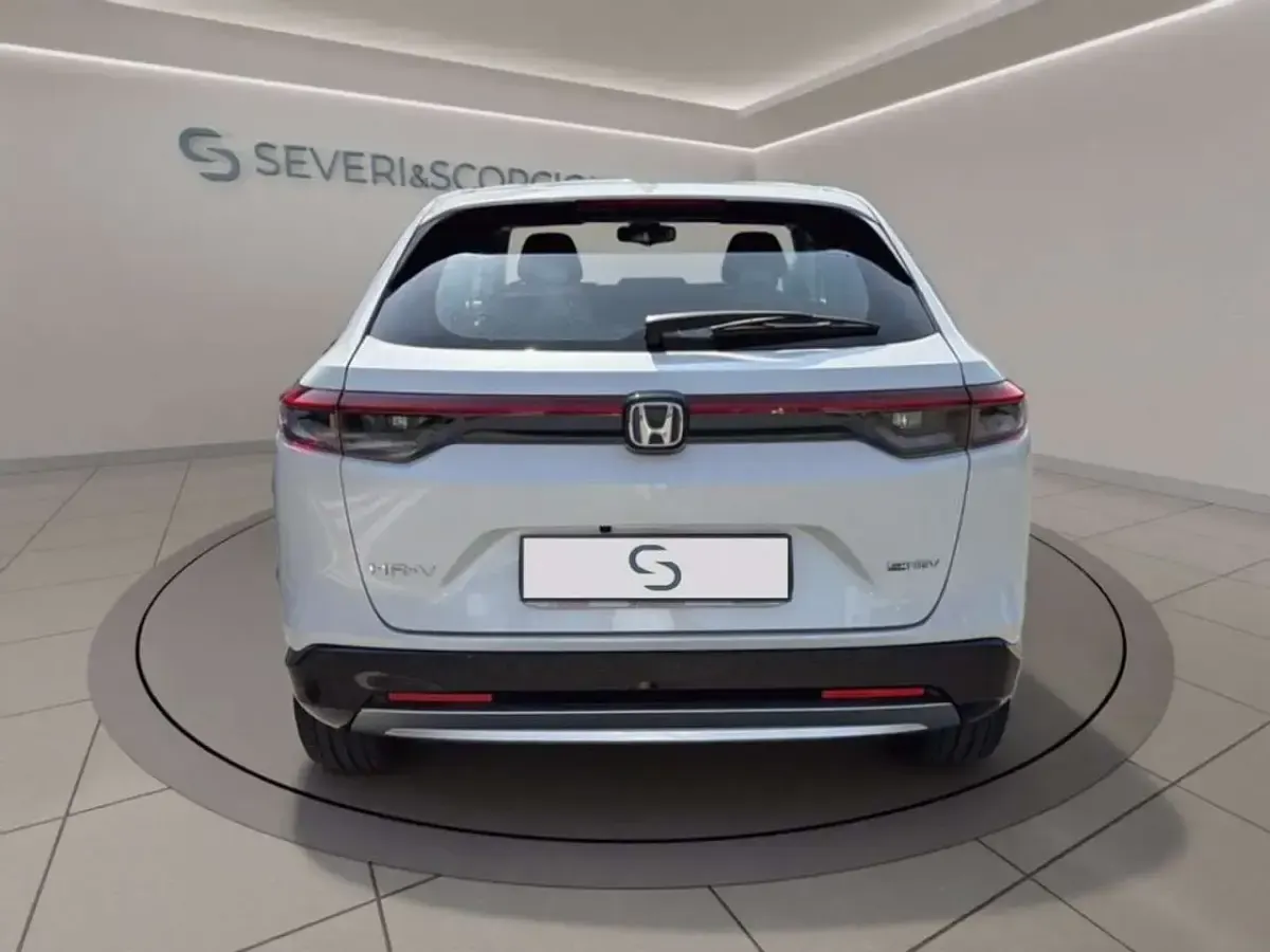 Usata Honda HR-V Advance 131 CV (96 kW) 2023 Grigio perlato SUV