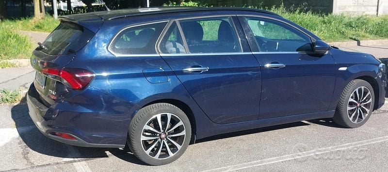 Usata Fiat Tipo Wagon 120 CV (88 kW) 2017 Blu Station wagon