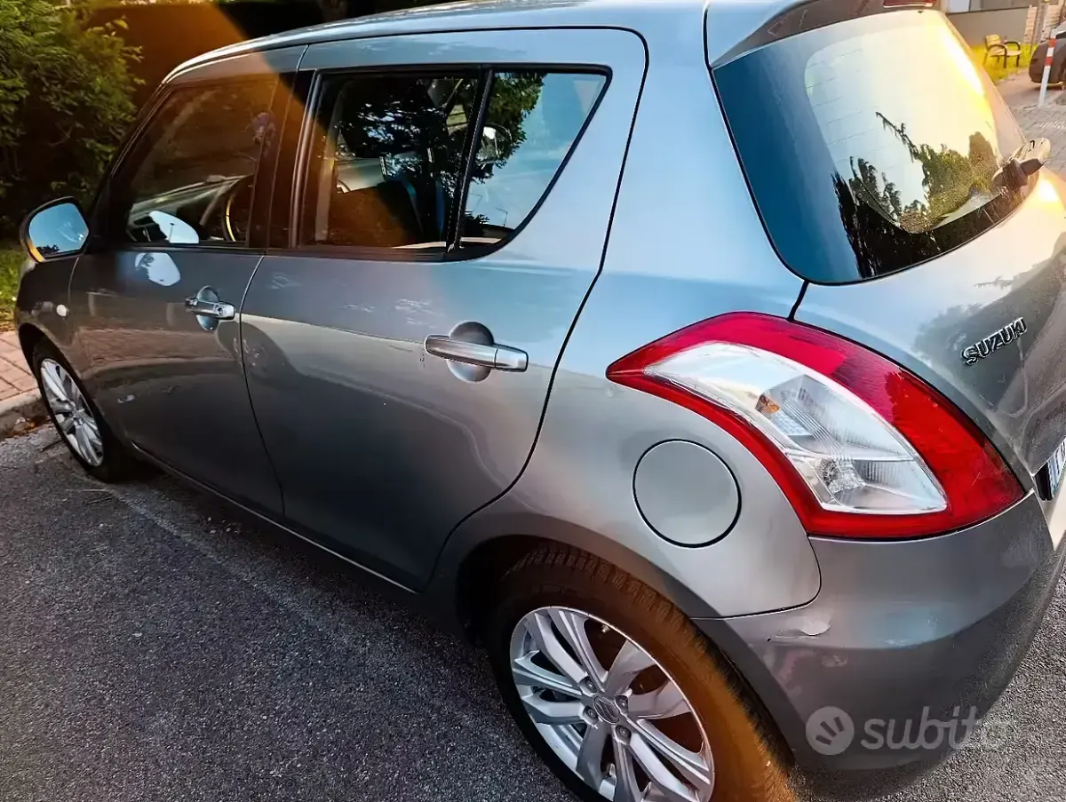 Second-hand Suzuki Swift Cool 94 CP (69 kW) 2015 Hatchback