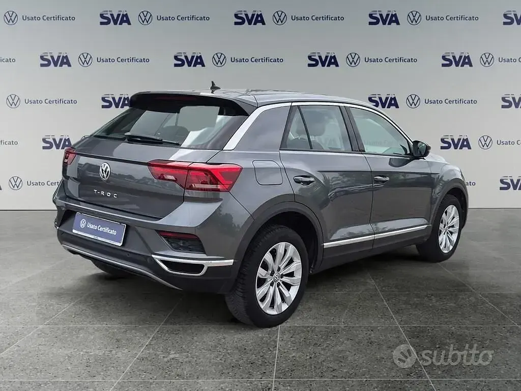 Usata VW T-Roc Advance 116 CV (85 kW) 2019 Grigio SUV