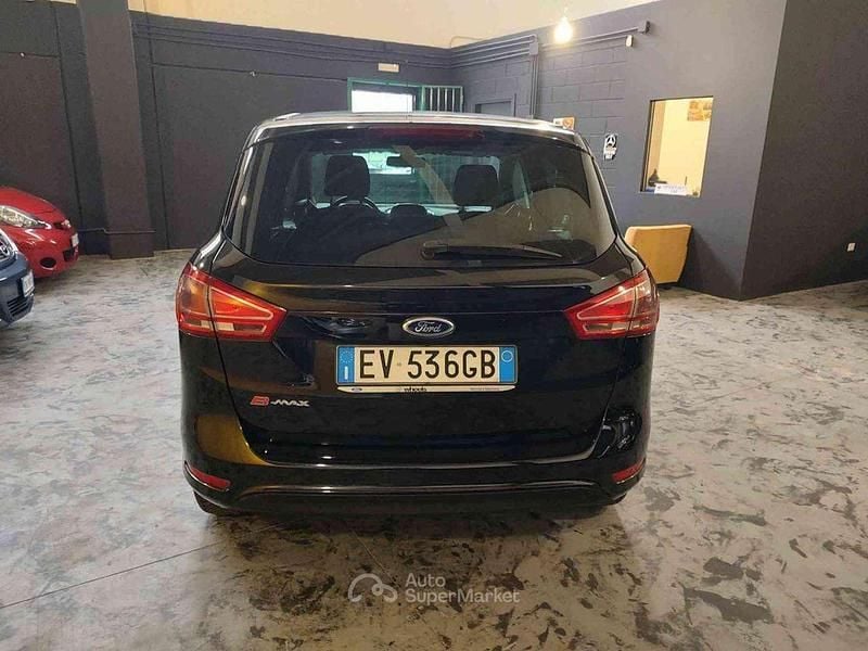Usata Ford B-MAX Titanium 75 CV (55 kW) 2014 Nero Monovolume