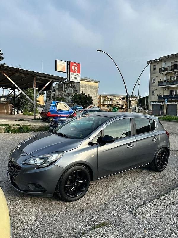 Usata Opel Corsa 2017 Grigio Utilitaria