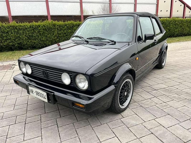 Usata VW Golf Cabriolet Sport 73 CV (53 kW) 1991 Nero Cabrio