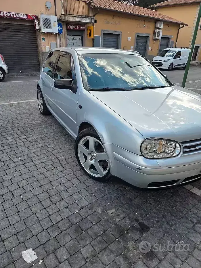Usata VW Golf IV GTI 150 CV (110 kW) 2003 Grigio Berlina