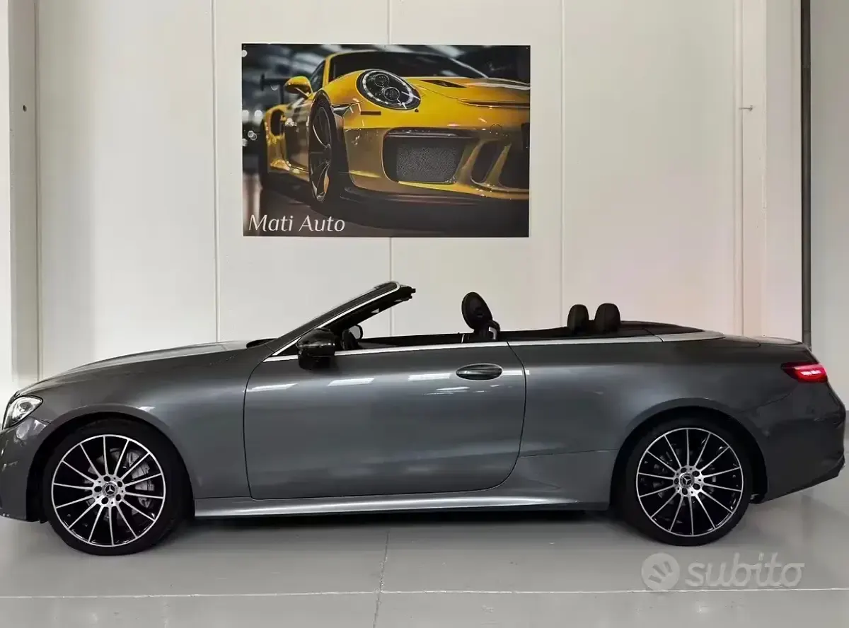Usata Mercedes E220 Premium 194 CV (142 kW) 2021 Grigio Cabrio