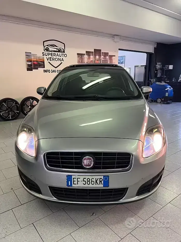 Usata Fiat Croma Dynamic 150 CV (110 kW) 2010 Grigio Station wagon