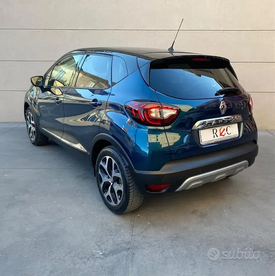 Usata Renault Captur 90 CV (66 kW) 2019 Bluazzurro SUV