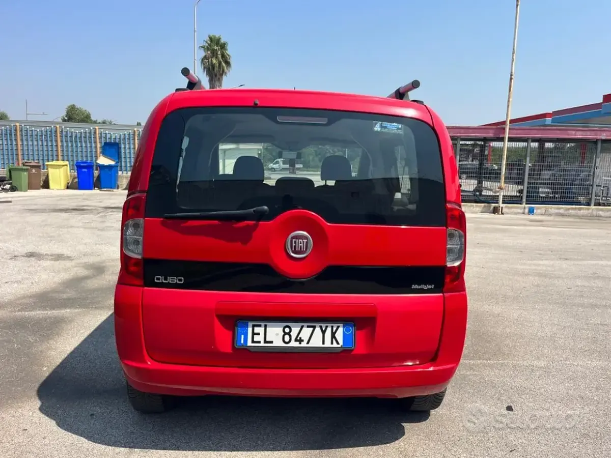 Usata Fiat Qubo Dynamic 75 CV (55 kW) 2012 Rosso Monovolume
