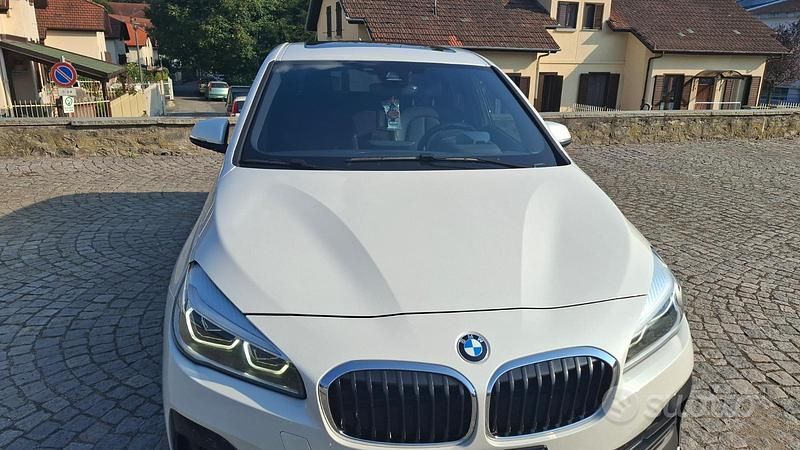 Usata BMW 218 M Sport 150 CV (110 kW) 2018 Bianco Monovolume