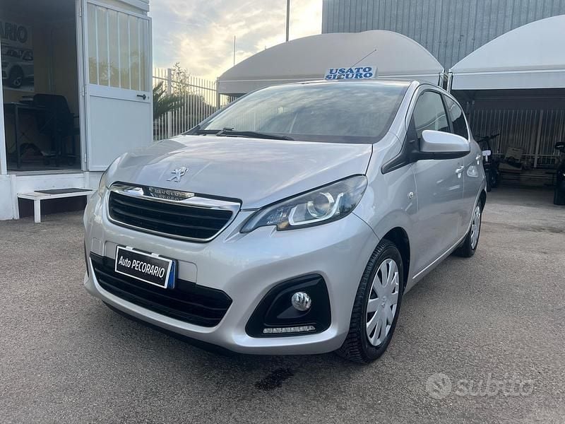 Usata Peugeot 108 Access 69 CV (50 kW) 2015 Argento Utilitaria
