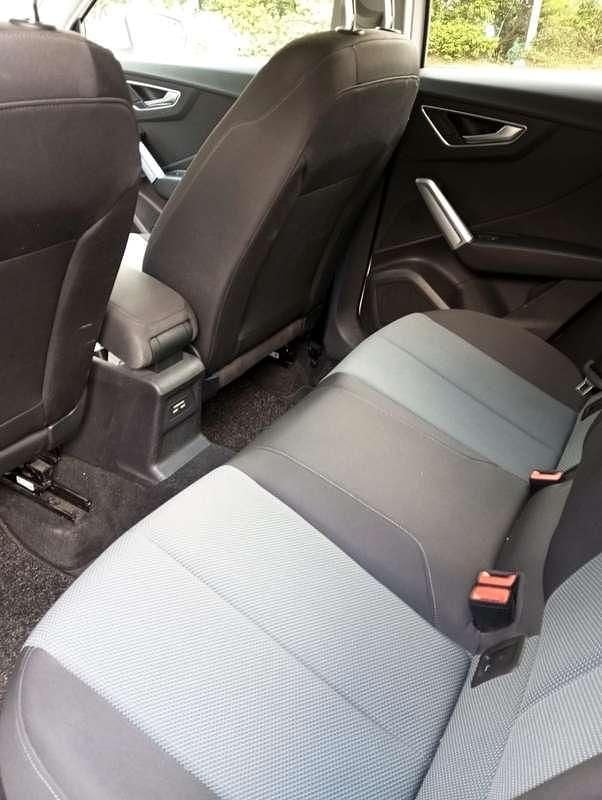 Usata Audi Q2 Business 116 CV (85 kW) 2019 Bianco SUV