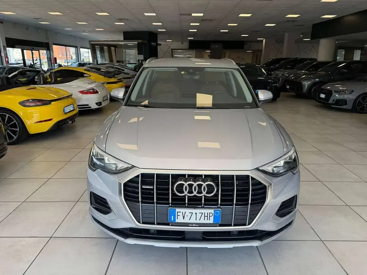 Usata Audi Q3 190 CV (139 kW) 2019 Argento SUV