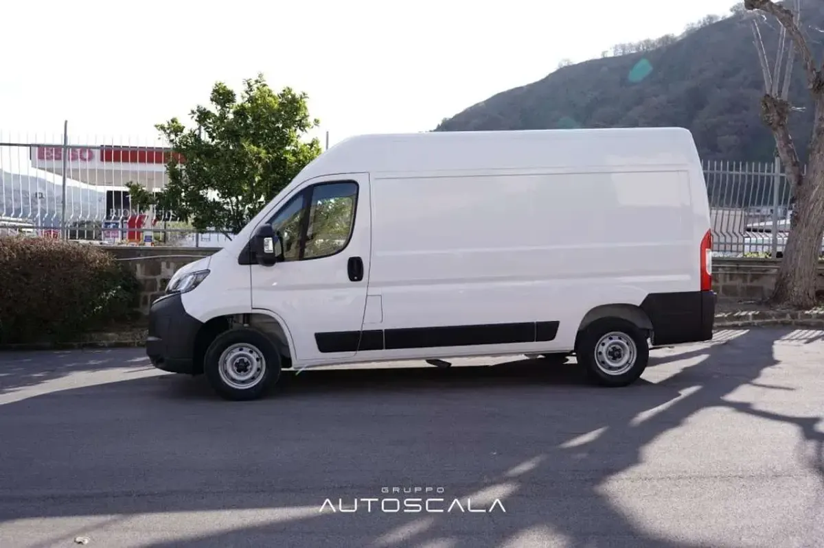Nuova Peugeot Boxer S 140 CV (102 kW) 2026 Bianco Furgone