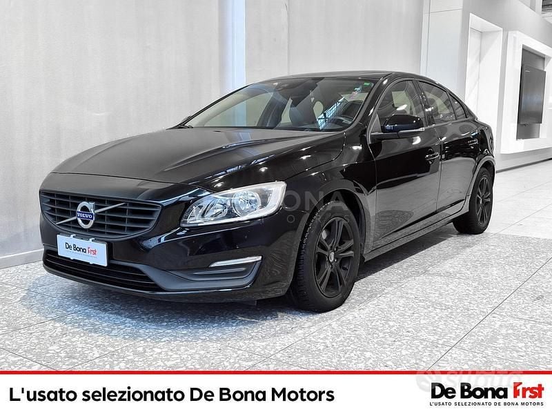 Usata Volvo S60 Business Edition 150 CV (110 kW) 2015 Nero Berlina