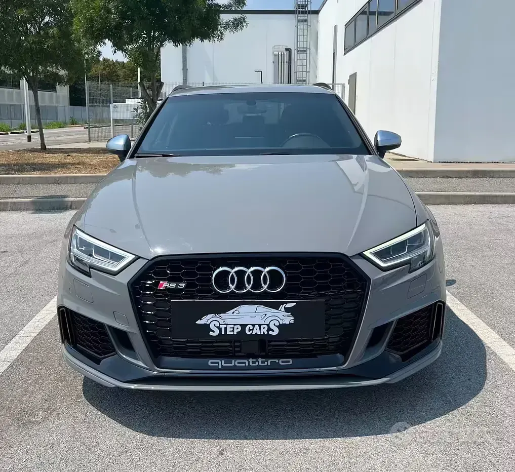 Usata Audi A3 Exclusive 400 CV (294 kW) 2018 Grigio Berlina