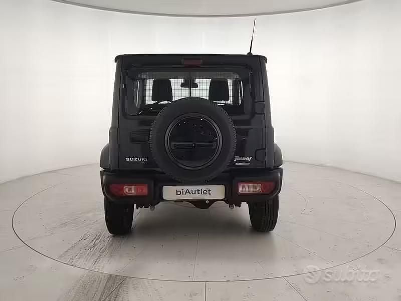 Usata Suzuki Jimny 102 CV (75 kW) 2021 Nero SUV