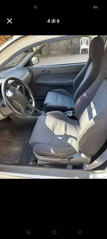 Usata Subaru Justy 84 CV (61 kW) 2001 Bianco Utilitaria