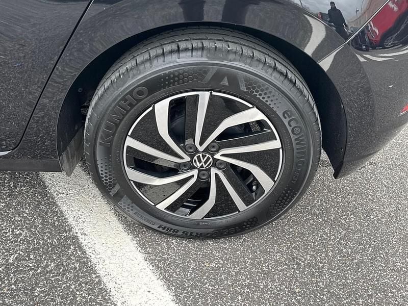 Usata VW Polo 95 CV (69 kW) 2023 Nero Utilitaria