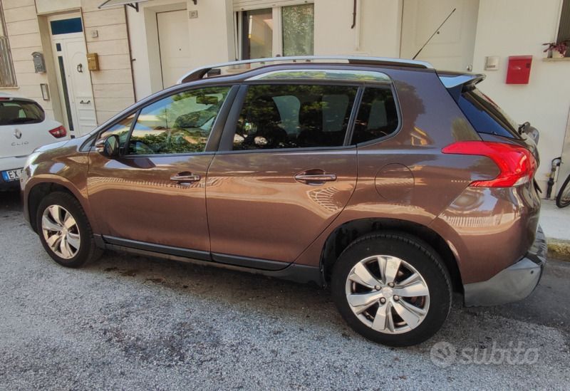 Marrone Usata 2014 Peugeot 2008 SUV | 9200 € (Cara) - Immagine 1/4