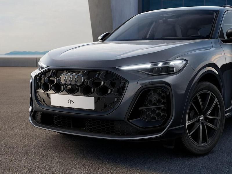 Nuova Audi Q5 S-Line 204 CV (150 kW) 2026 Grigio daytona perlato SUV