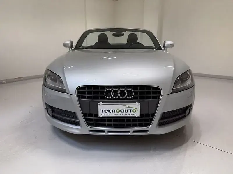 Usata Audi TT Roadster Advanced 200 CV (147 kW) 2008 Argento Cabrio