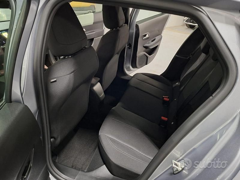 Nuova Lancia Ypsilon 101 CV (74 kW) 2025 Grigio Utilitaria