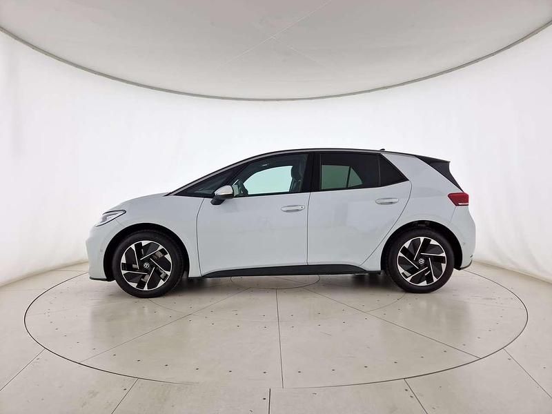 Nuova VW ID.3 Pro 69 kW (95 CV) 2025 Glacier white metallizzato nero Utilitaria