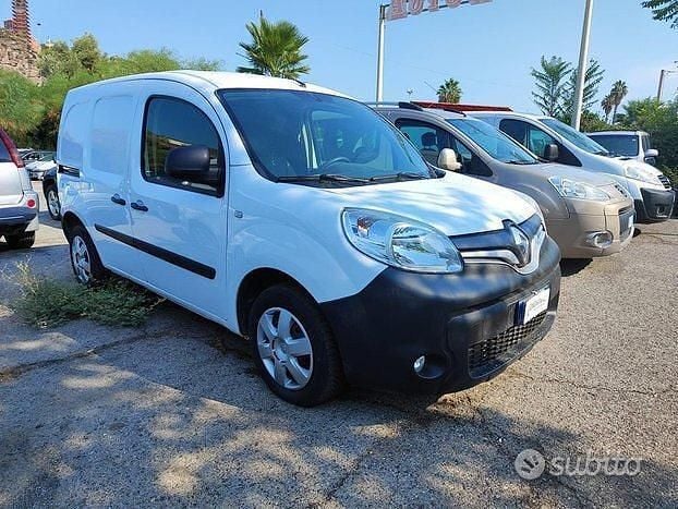 Usata Renault Kangoo 120 CV (88 kW) 2017 Bianco Monovolume