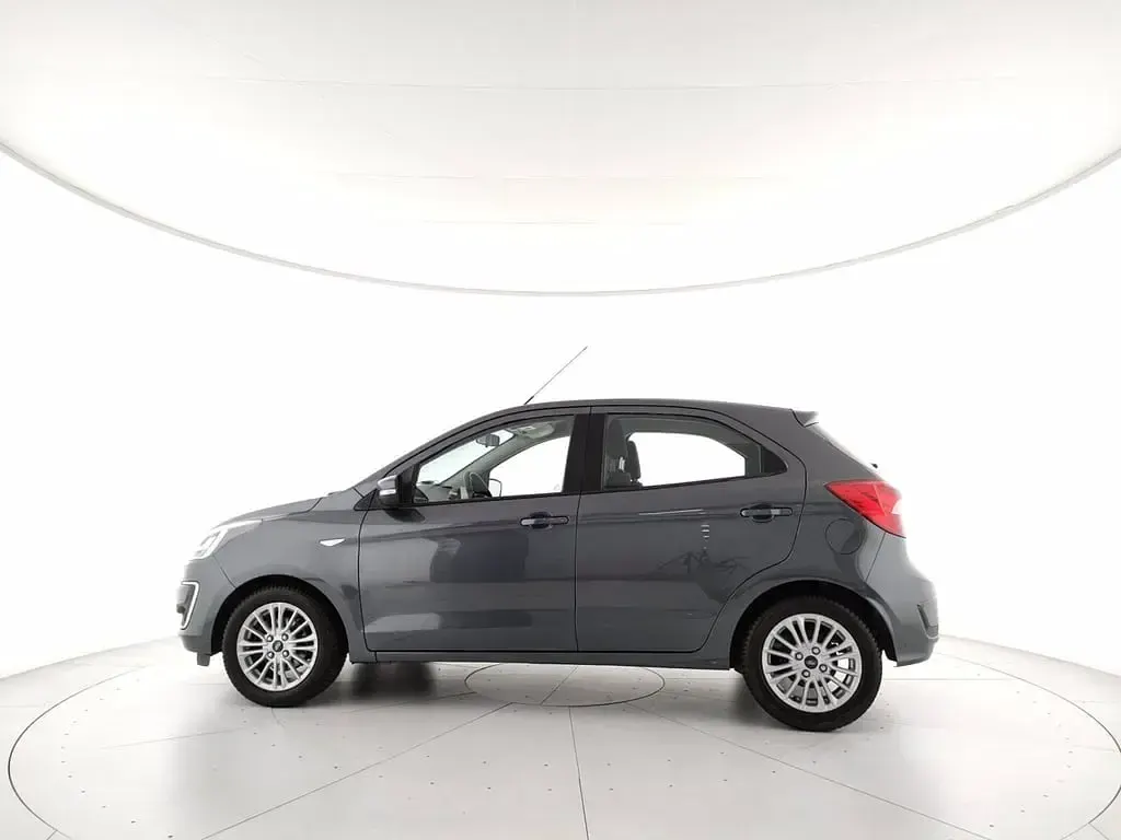 Usata Ford Ka Plus Ultimate 86 CV (63 kW) 2019 Grigio metallizzato scuro Utilitaria