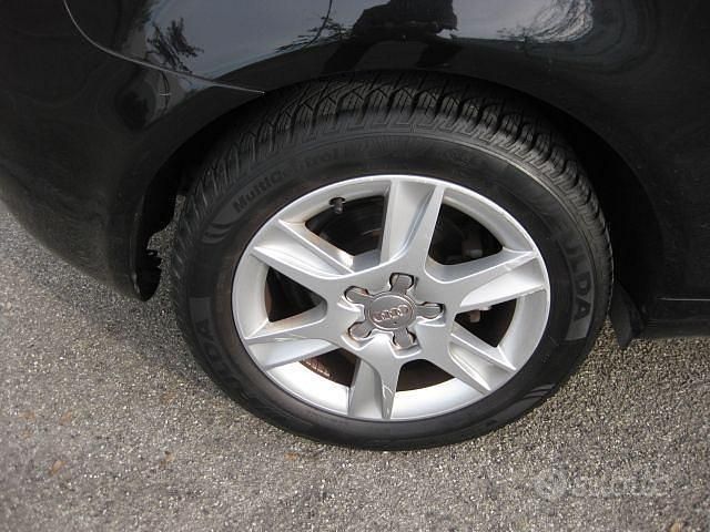 Usata Audi A3 105 CV (77 kW) 2011 Nero Utilitaria