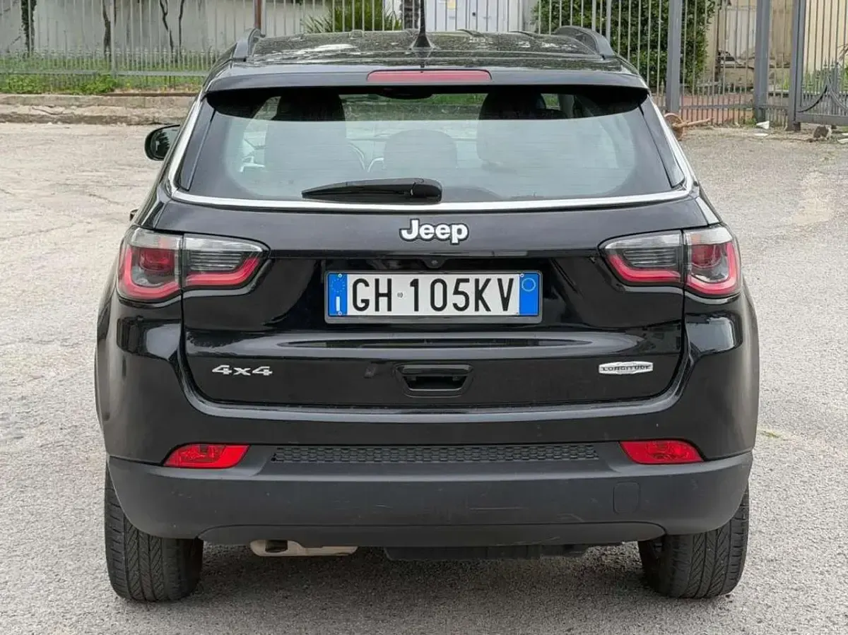 Begagnad Jeep Compass Limited 140 HK (102 kW) 2019 Other SUV