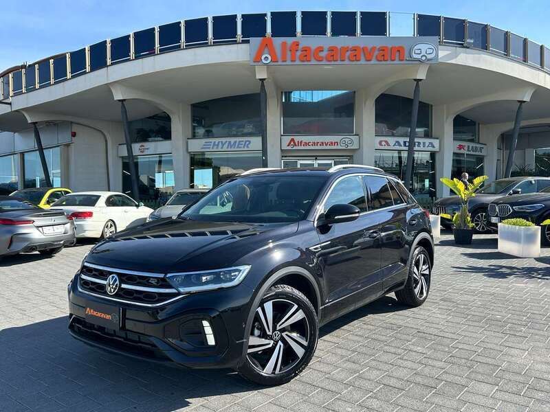 Nero Nuova 2025 VW T-Roc R-line SUV | 29.500 € (Buon prezzo) - Immagine 1/4