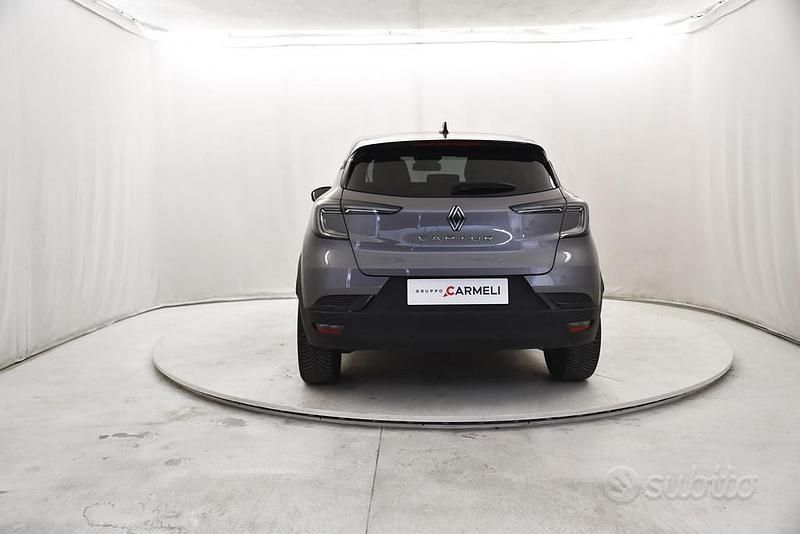 Usata Renault Captur Techno 91 CV (66 kW) 2025 Grigio SUV
