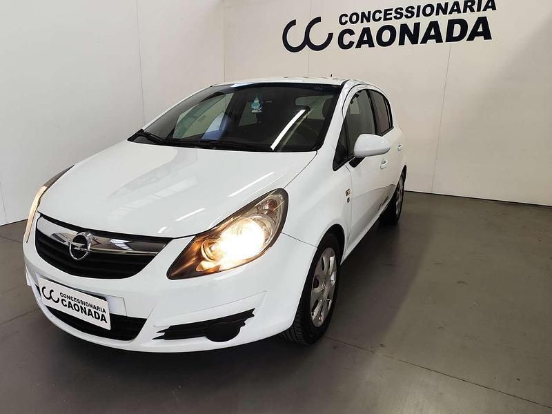 Usata Opel Corsa Edition 95 CV (69 kW) 2010 Bianco Utilitaria